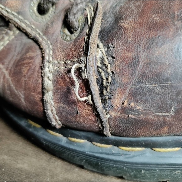 Dr Martens Industrial brown leather safety toe work boots size 9 mens/10 womans - Picture 10 of 14